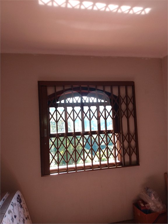 Sobrado à venda ou para alugar com 3 quartos, sendo 1 suíte, em Horto, São Paulo, SP