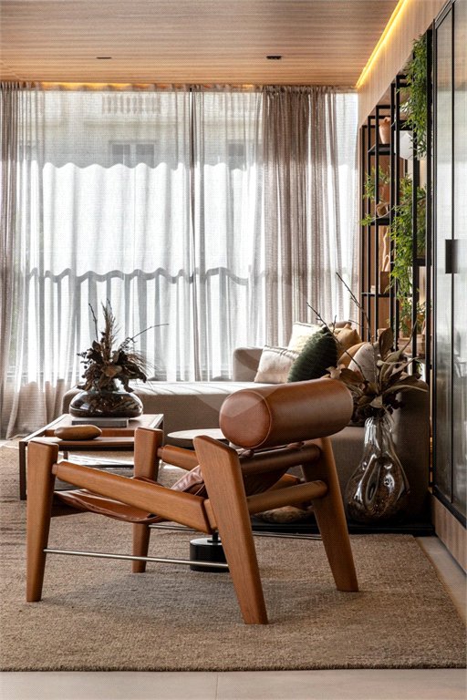 Apartamento à venda com 3 suítes em Cerqueira César, São Paulo, SP
