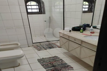Casa à venda com 7 quartos, sendo 2 suítes,  em Brooklin Paulista, São Paulo, SP