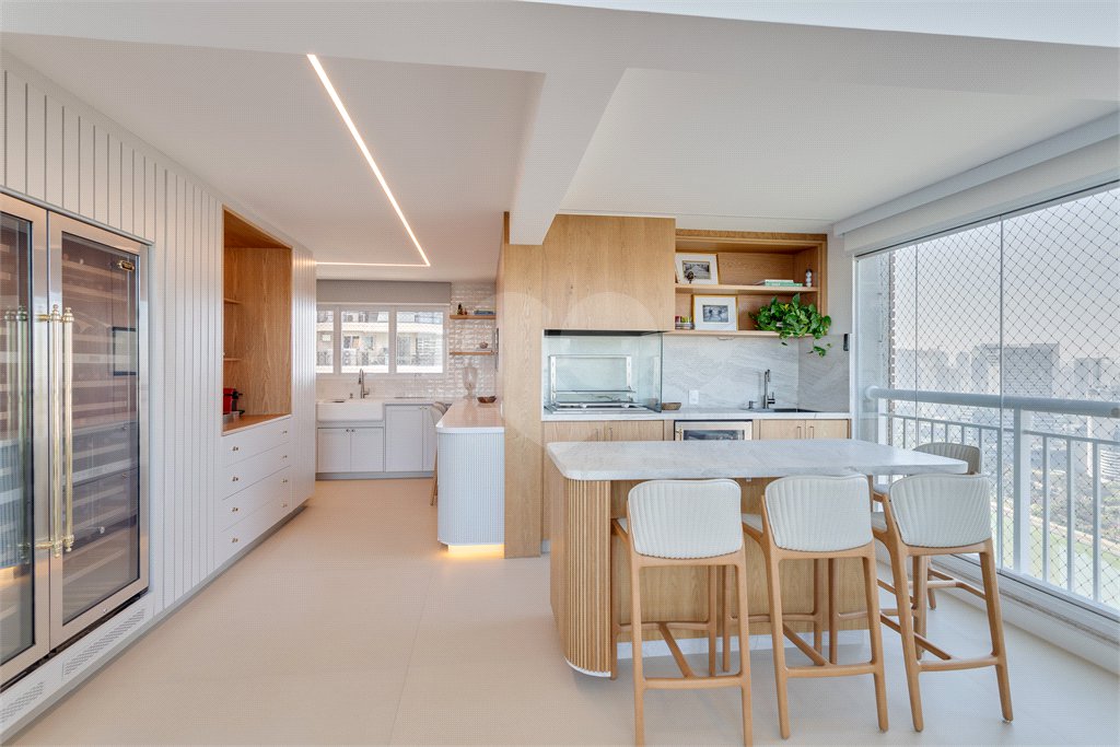 Apartamento à venda com 4 suítes em Panamby, São Paulo, SP