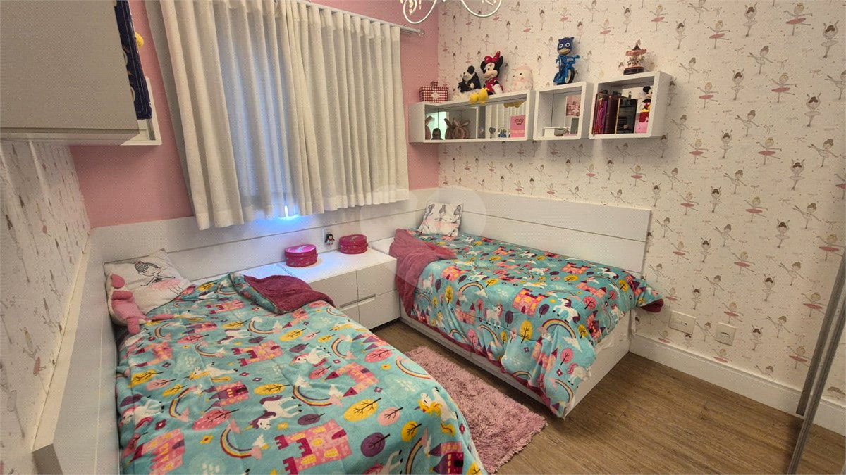 Apartamento à venda com 3 quartos, sendo 1 suíte,  em Jardim Arpoador, São Paulo, SP