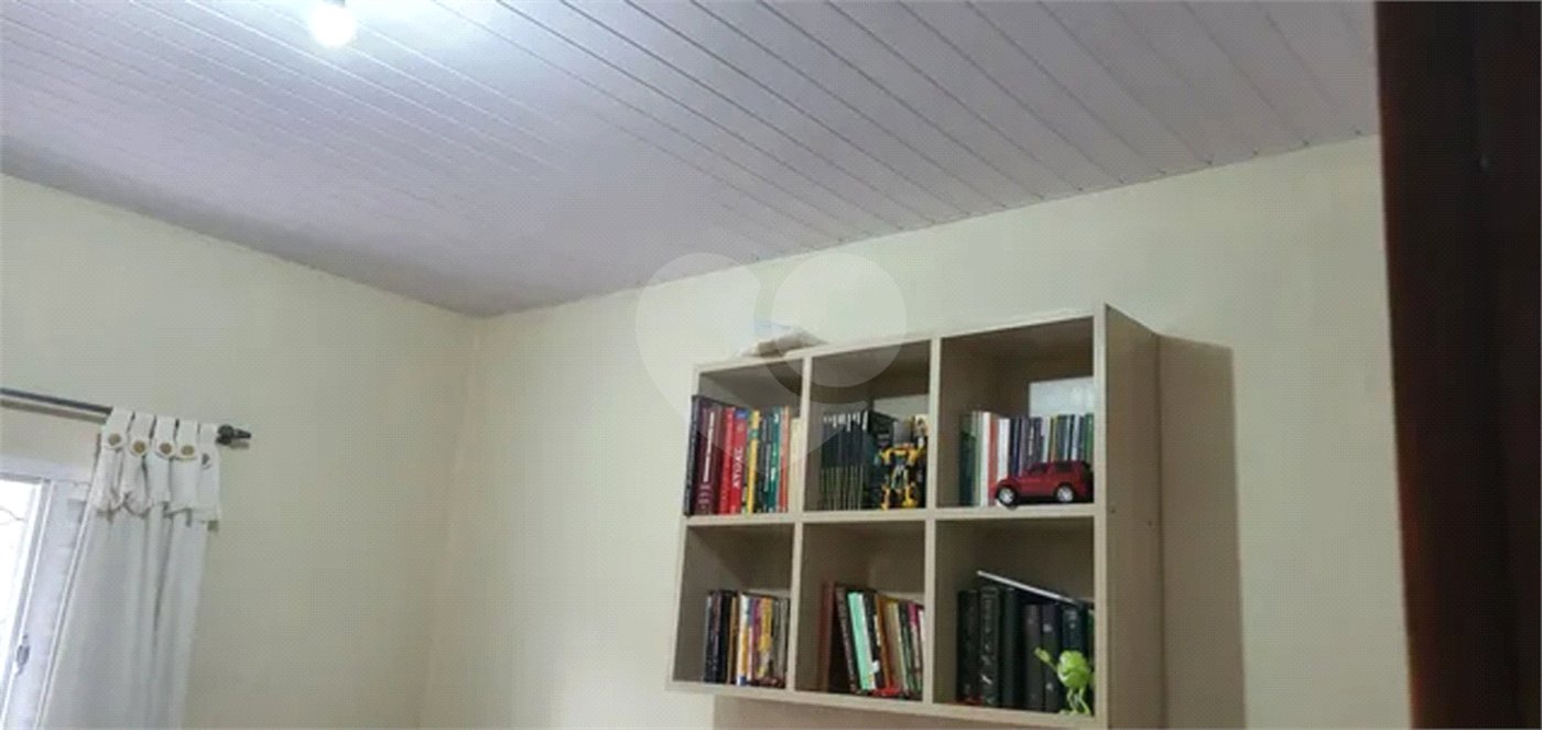 Chácara à venda com 3 quartos, sendo 1 suíte, no Centro, Paraibuna, SP