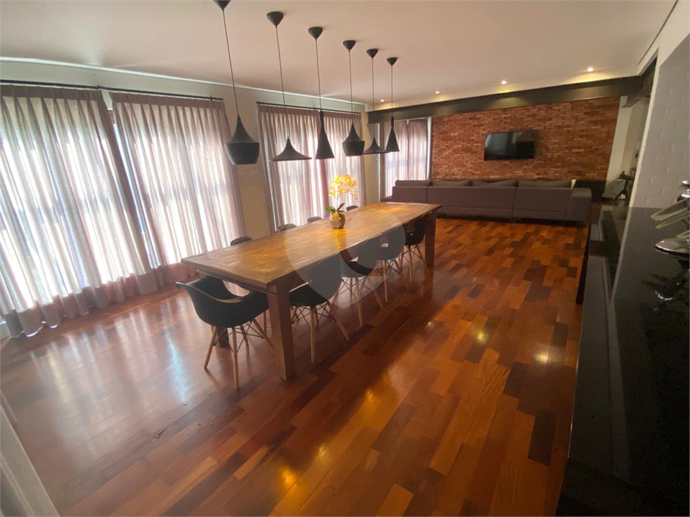 Casa à venda com 4 suítes no condomínio Gleba II, Mairiporã - SP