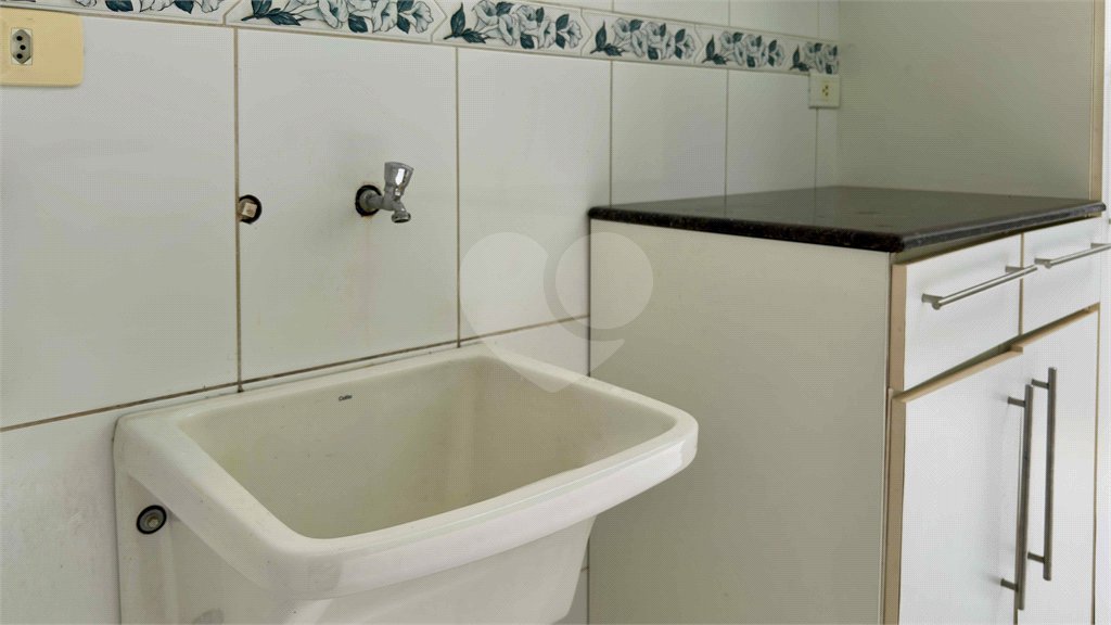Casa à venda com 2 quartos no condomínio Portal dos Gamez, Atibaia - SP