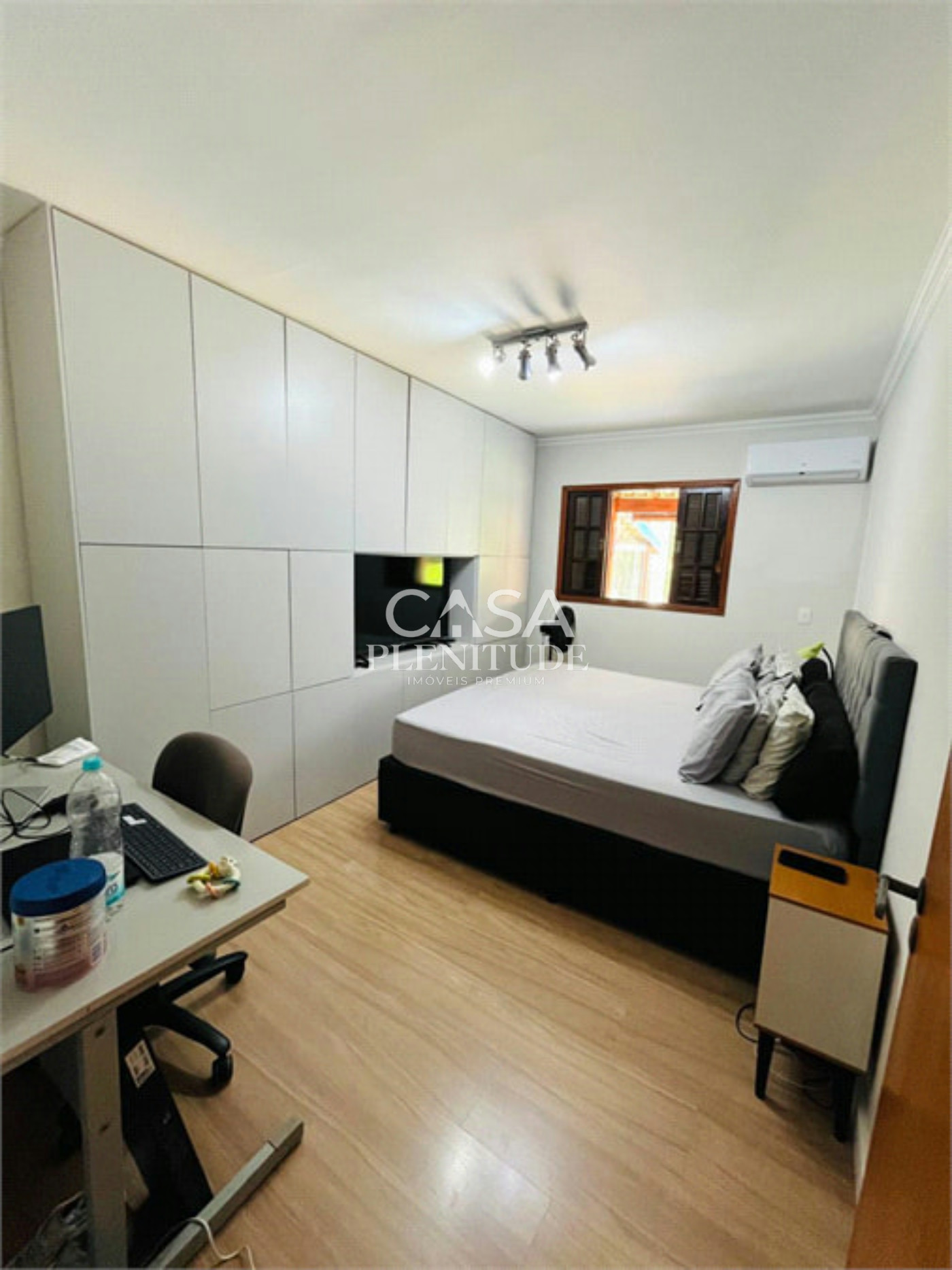 Casa em condomínio à venda ou para alugar com 3 suítes, em Jardim Vale do Lago Residencial, Sorocaba, SP