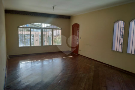 Casa à venda com 5 quartos, sendo 1 suíte, em Jaguaré, São Paulo, SP