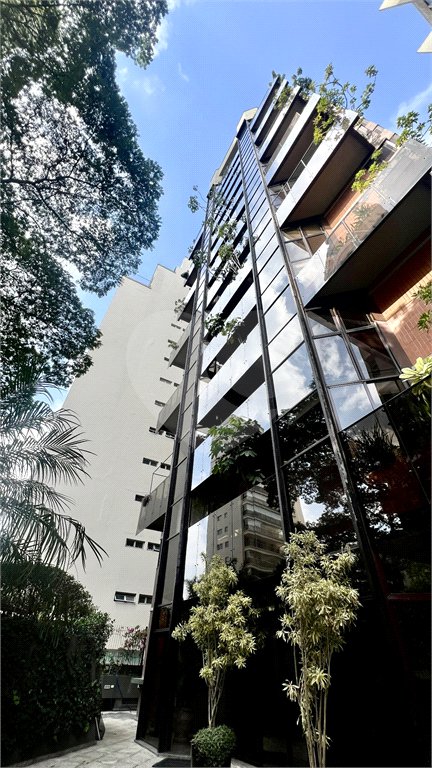 Apartamento à venda com 3 suítes em Itaim Bibi, São Paulo, SP