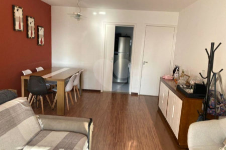 Apartamento à venda com 3 suítes em Vila Suzana, São Paulo, SP