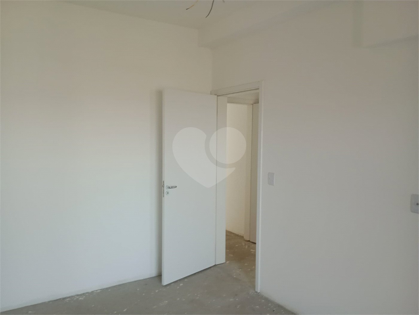 Apartamento à venda com 3 suítes no Centro, Itapetininga, SP