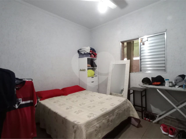 Sobrado à venda com 6 quartos, sendo 1 suíte,  em Vila Medeiros, São Paulo, SP