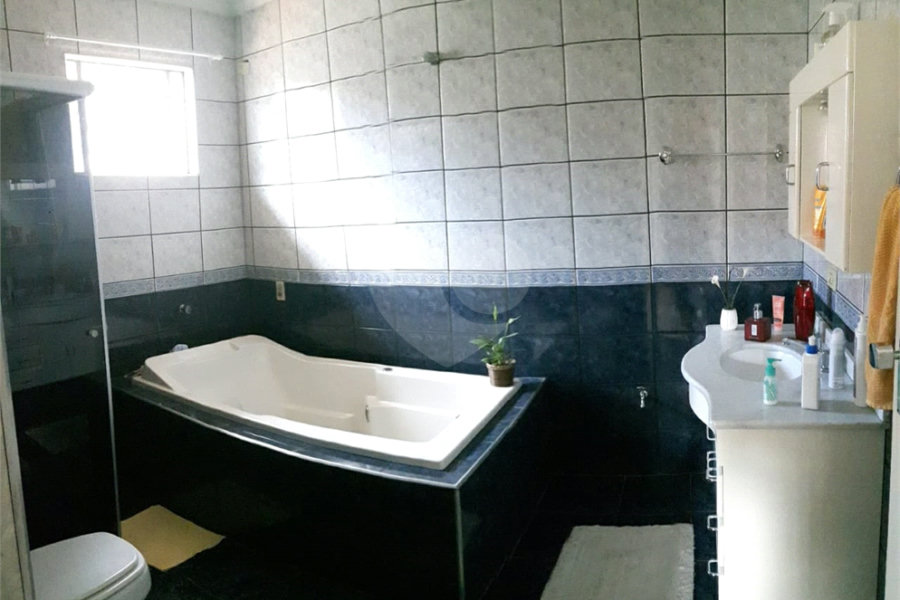Sobrado à venda com 4 quartos, sendo 1 suíte,  em Freguesia do Ó, São Paulo, SP