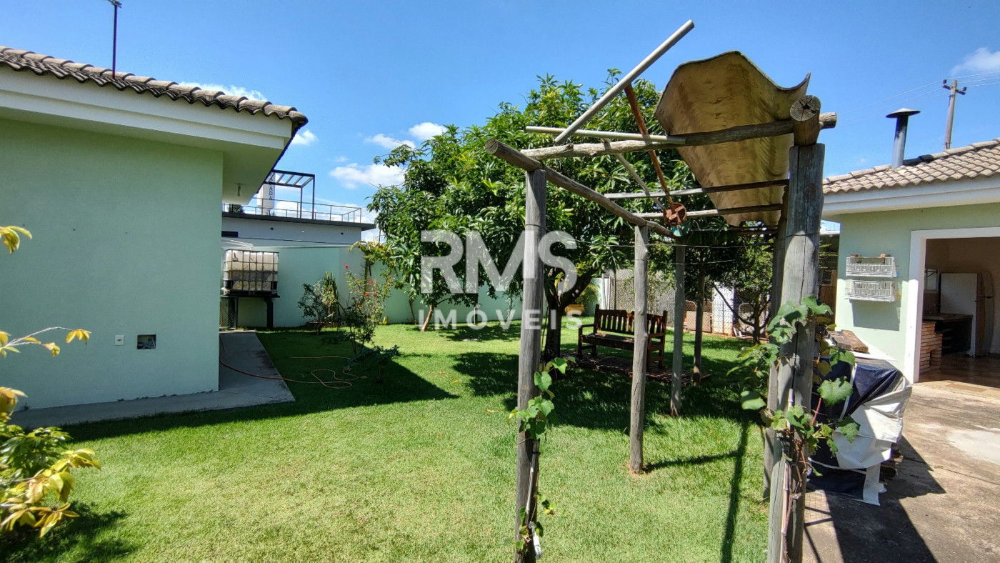 Casa à venda com 4 suítes no condomínio Parque Chapada DE Itu, Itu - SP