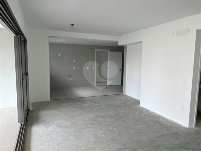 Apartamento à venda com 3 suítes em Paraíso, São Paulo, SP