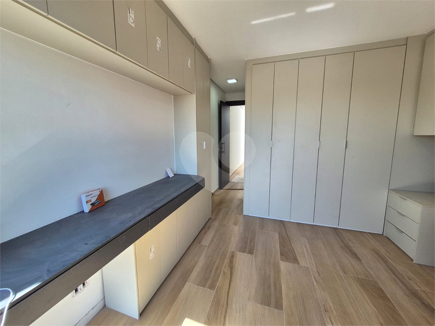 Sobrado à venda com 3 quartos, sendo 1 suíte, em Cidade dos Bandeirantes, São Paulo, SP