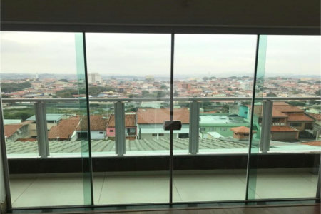 Sobrado à venda com 3 suítes em Vila Haro, Sorocaba, SP