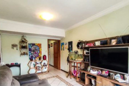 Casa à venda com 3 quartos, sendo 1 suíte,  em Vila Morse, São Paulo, SP