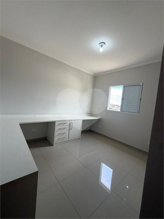 Sobrado à venda com 3 quartos, sendo 1 suíte,  em Jardim Maristela, Atibaia, SP