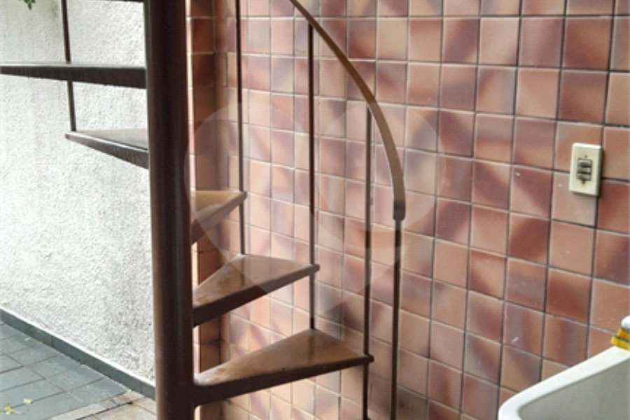Sobrado à venda com 3 quartos, sendo 2 suítes, em Santana, São Paulo, SP