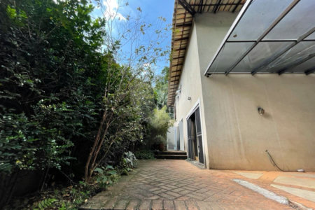 Casa à venda com 4 quartos, sendo 1 suíte, em Vila Morumbi, São Paulo, SP