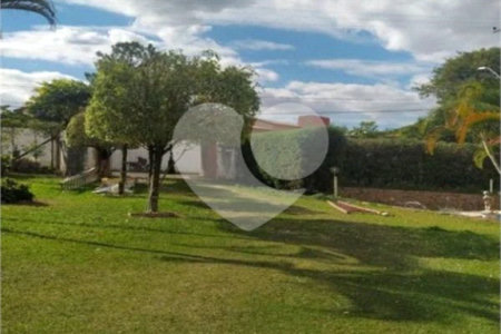 Casa à venda com 3 suítes no condomínio Haras São Luiz, Salto - SP