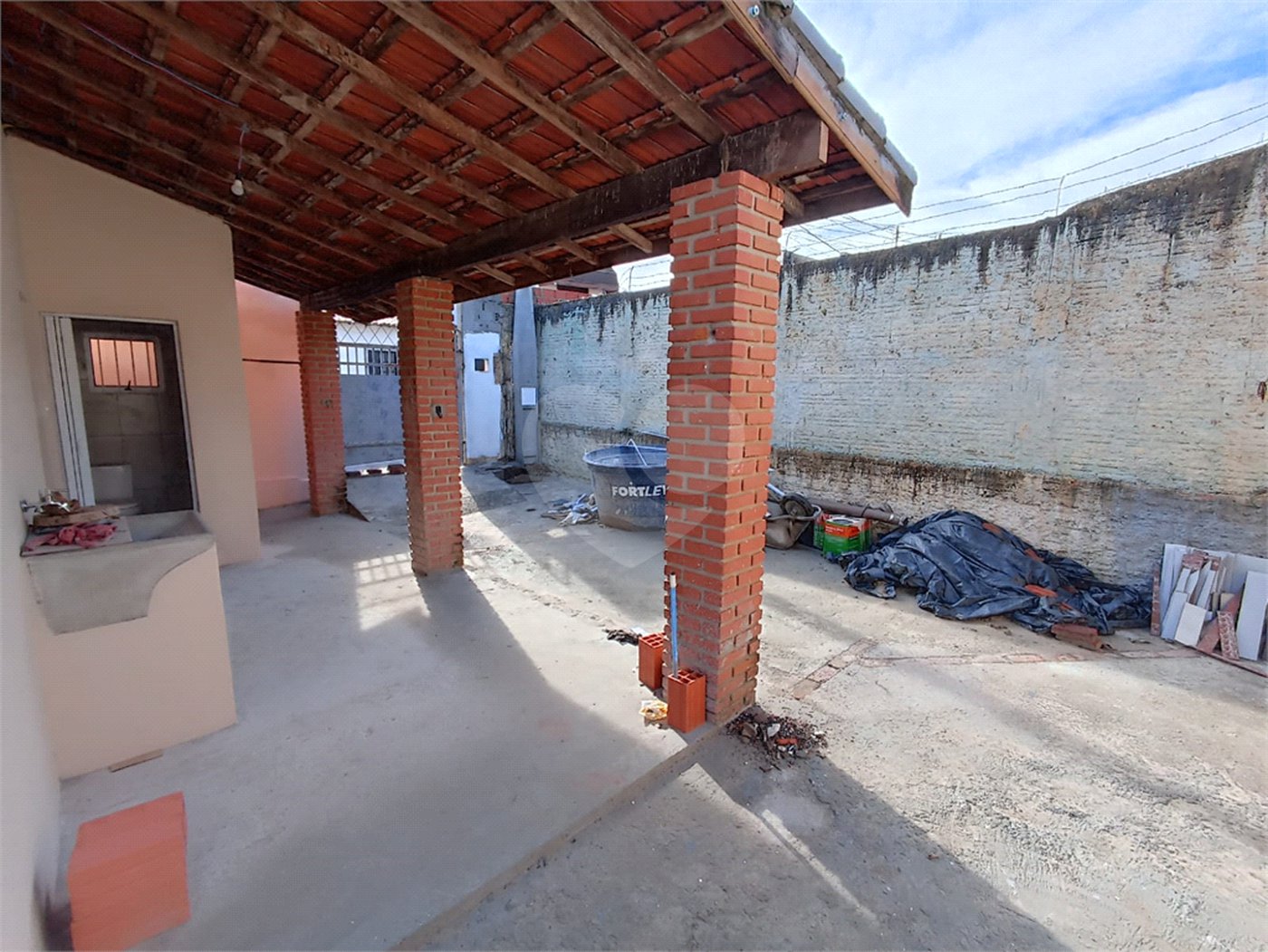 Casa à venda com 2 quartos em Vila Olho D'agua, Itapetininga, SP