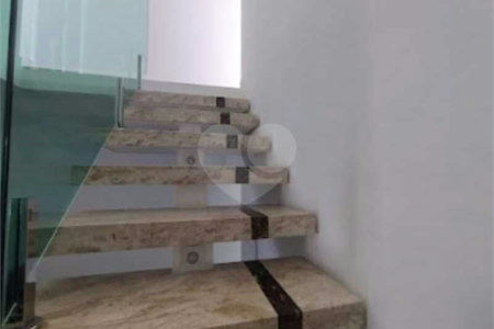Casa à venda com 2 quartos, sendo 1 suíte,  em Vila Miranda, Itaquaquecetuba, SP