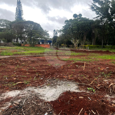 Terreno à venda com 3 quartos, sendo 1 suíte, em Vila Carolina, Itapetininga, SP