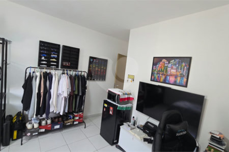 Casa à venda com 3 quartos, sendo 1 suíte, em Vila Maria Eugenia, São Paulo, SP