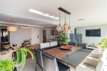 Apartamento à venda com 3 suítes em Chácara Santo Antônio (zona Sul), São Paulo, SP
