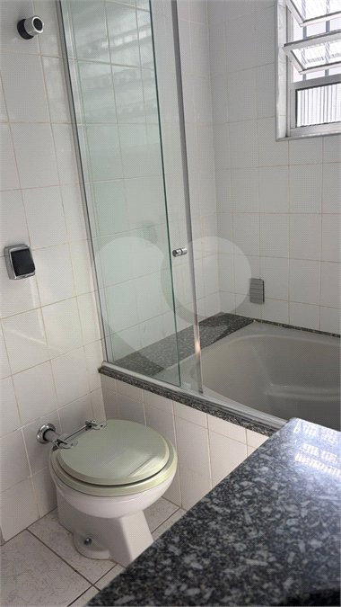 Sobrado à venda com 3 quartos, sendo 2 suítes, em Santana, São Paulo, SP