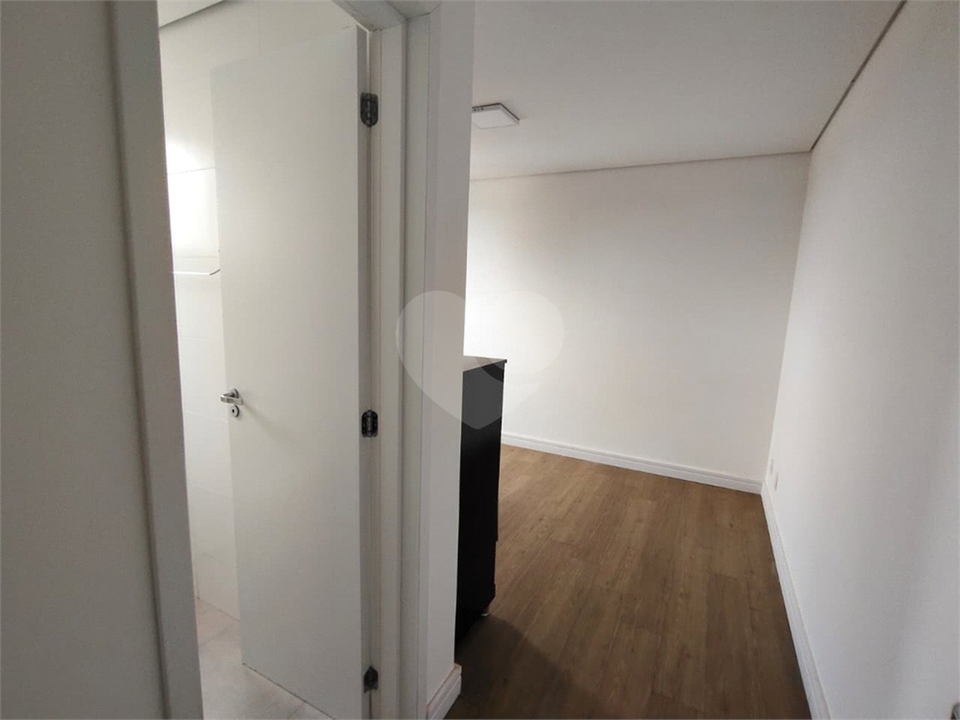Apartamento à venda ou para alugar com 3 quartos, sendo 2 suítes, em Vila Ginez, Itapetininga, SP