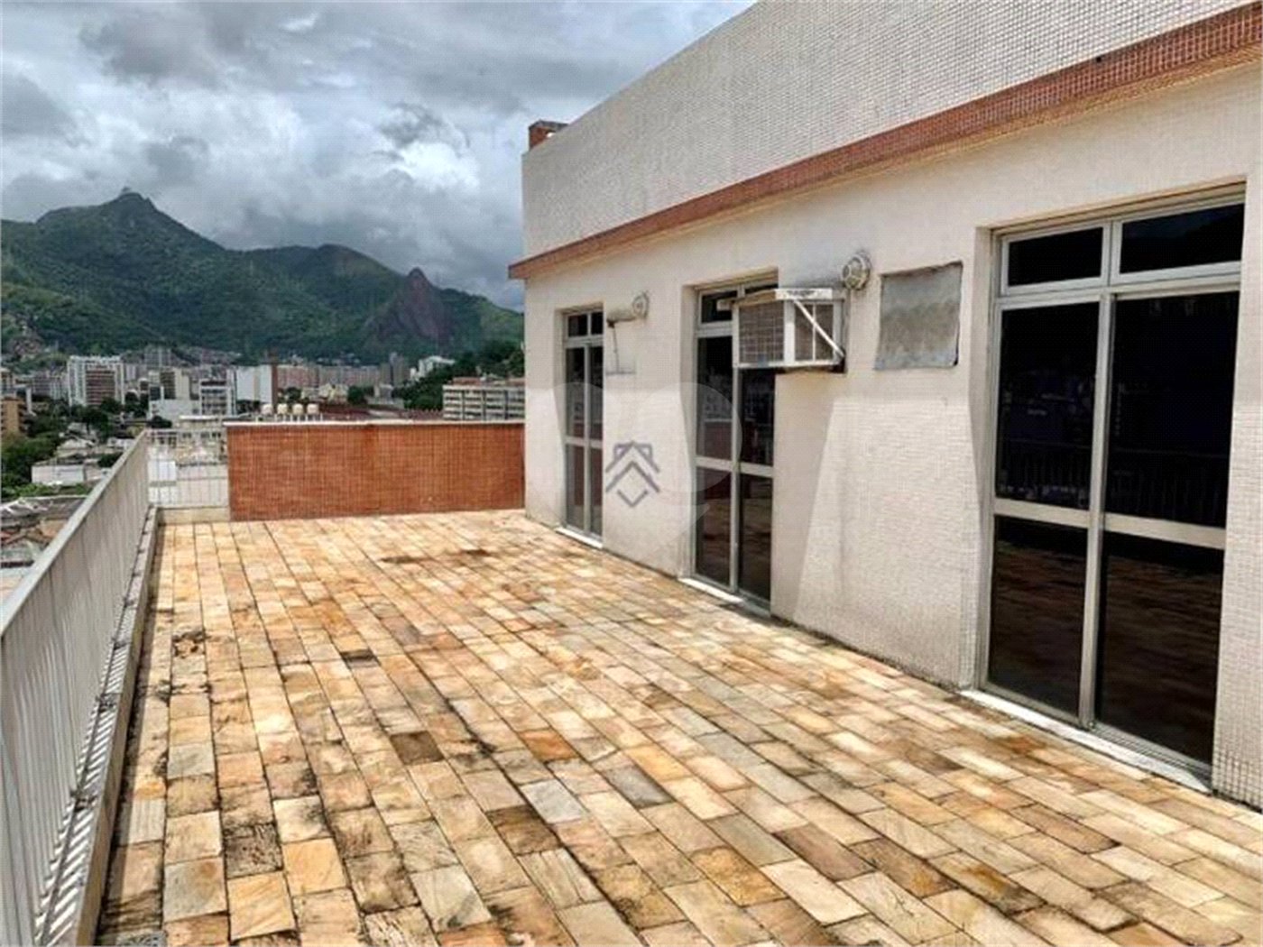 Cobertura à venda com 3 quartos, sendo 1 suíte, em Vila Isabel, Rio de Janeiro, RJ