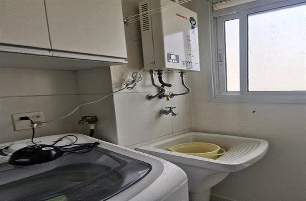 Apartamento à venda com 2 quartos em Parque Reboucas, São Paulo, SP
