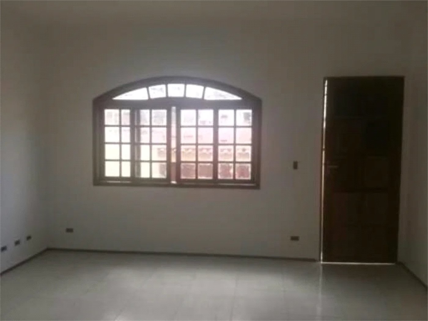 Sobrado à venda com 3 quartos, sendo 1 suíte,  em Jardim Monte Kemel, São Paulo, SP