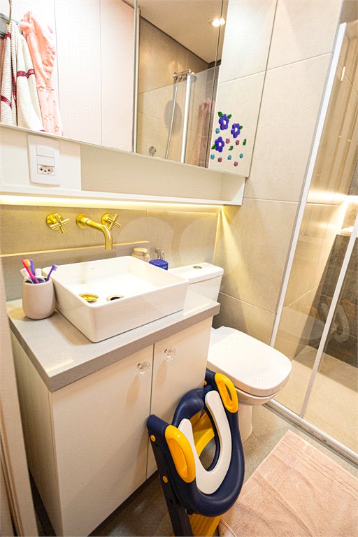 Apartamento à venda com 5 quartos, sendo 4 suítes,  em Parque Reboucas, São Paulo, SP