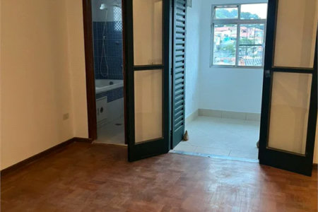Casa à venda com 5 quartos, sendo 3 suítes, em Jardim Bonfiglioli, São Paulo, SP