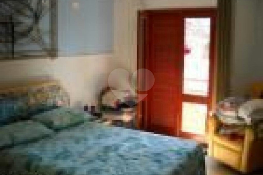 Sobrado à venda com 5 quartos, sendo 4 suítes,  em Vila Guilherme, São Paulo, SP