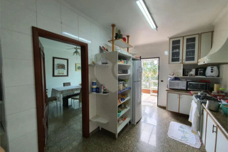 Casa à venda com 6 quartos, sendo 5 suítes, em Jardim São Bento, São Paulo, SP