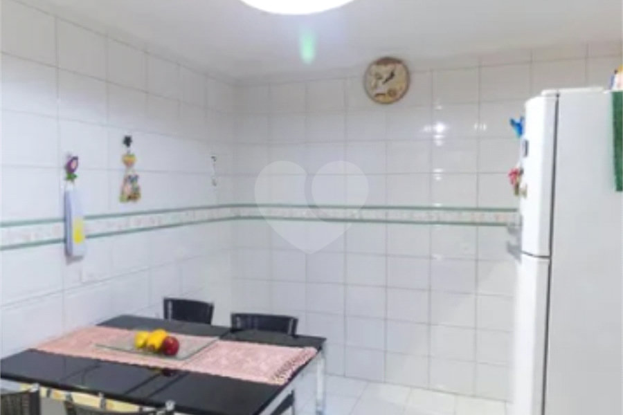 Sobrado à venda com 3 quartos, sendo 1 suíte,  em Penha, São Paulo, SP