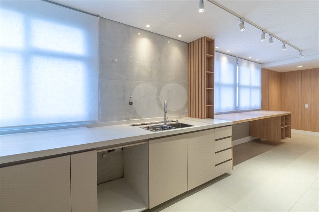 Apartamento à venda com 4 suítes em Vila Sofia, São Paulo, SP