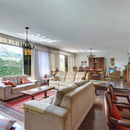 Casa de Vila à venda com 4 quartos, sendo 3 suítes,  em Alto da Boa Vista, São Paulo, SP