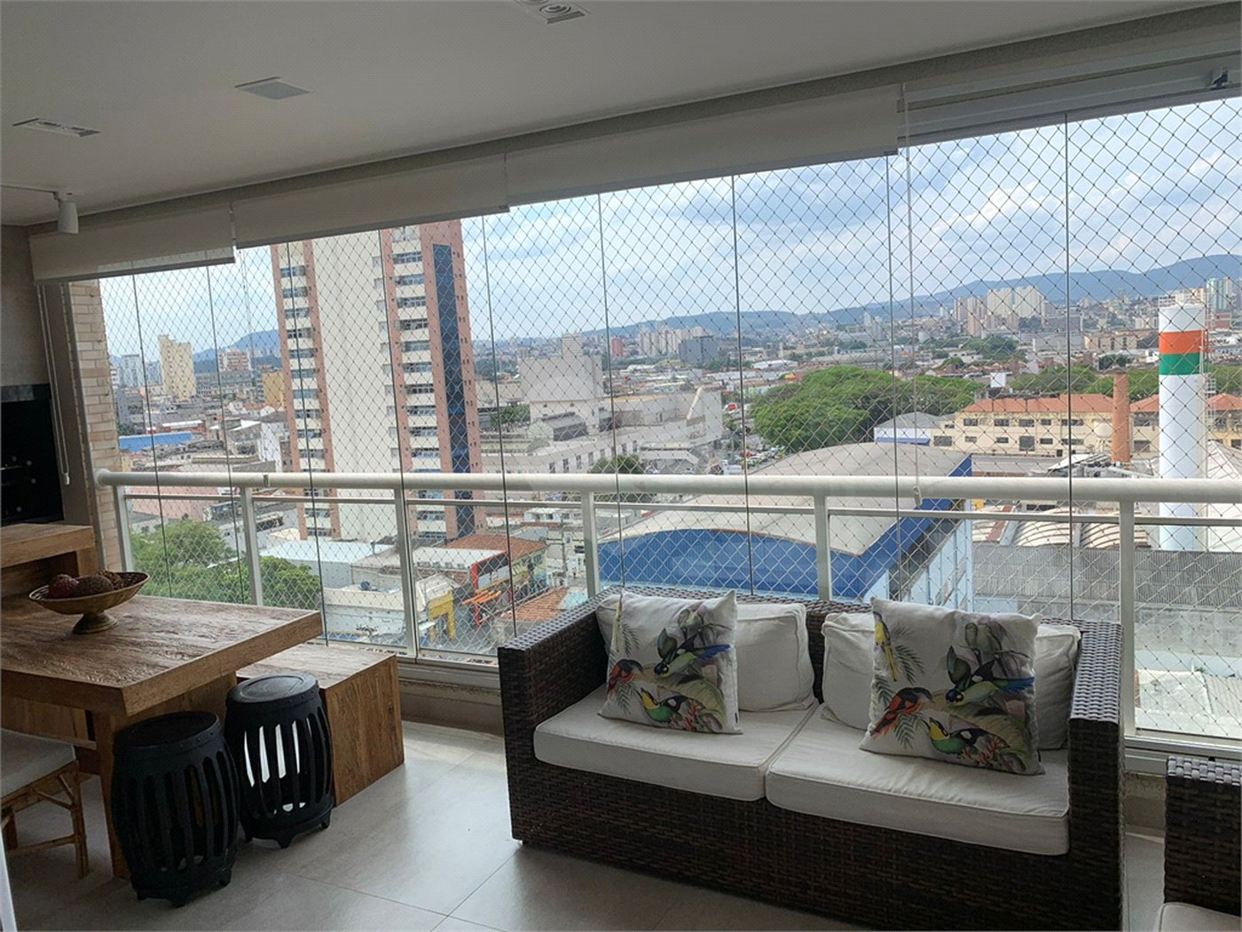 Apartamento à venda com 3 suítes em Lapa, São Paulo, SP