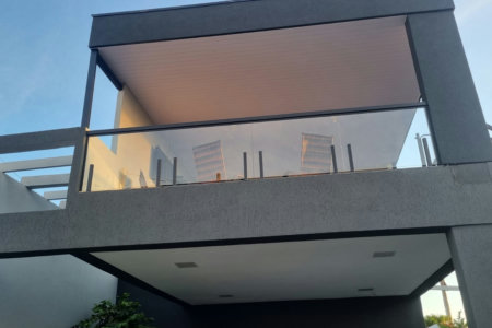 Sobrado à venda com 3 quartos, sendo 1 suíte,  em Jardim Alvorada, Três Lagoas, MS