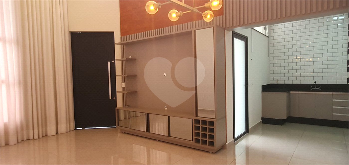 Casa à venda com 3 quartos, sendo 1 suíte,  no condomínio Reserva das Paineiras, Itapetininga - SP