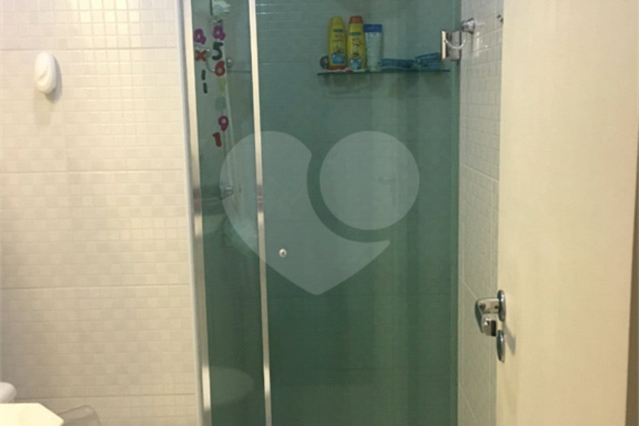 Casa à venda com 3 quartos, sendo 1 suíte, no condomínio Cond Res Paineiras, São Paulo - SP