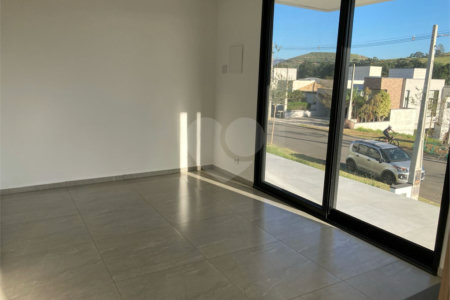 Casa à venda com 4 quartos, sendo 3 suítes,  no condomínio Reserva Granja Anita, Mogi das Cruzes - SP