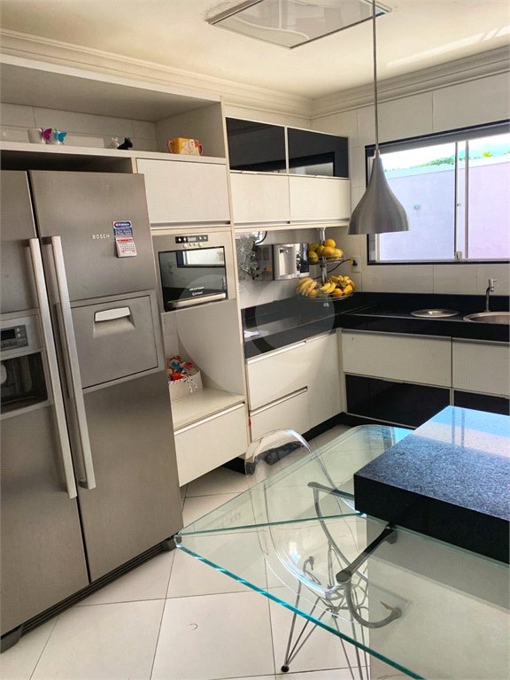 Casa de Vila à venda com 4 quartos, sendo 1 suíte, em Campo Grande, Rio de Janeiro, RJ