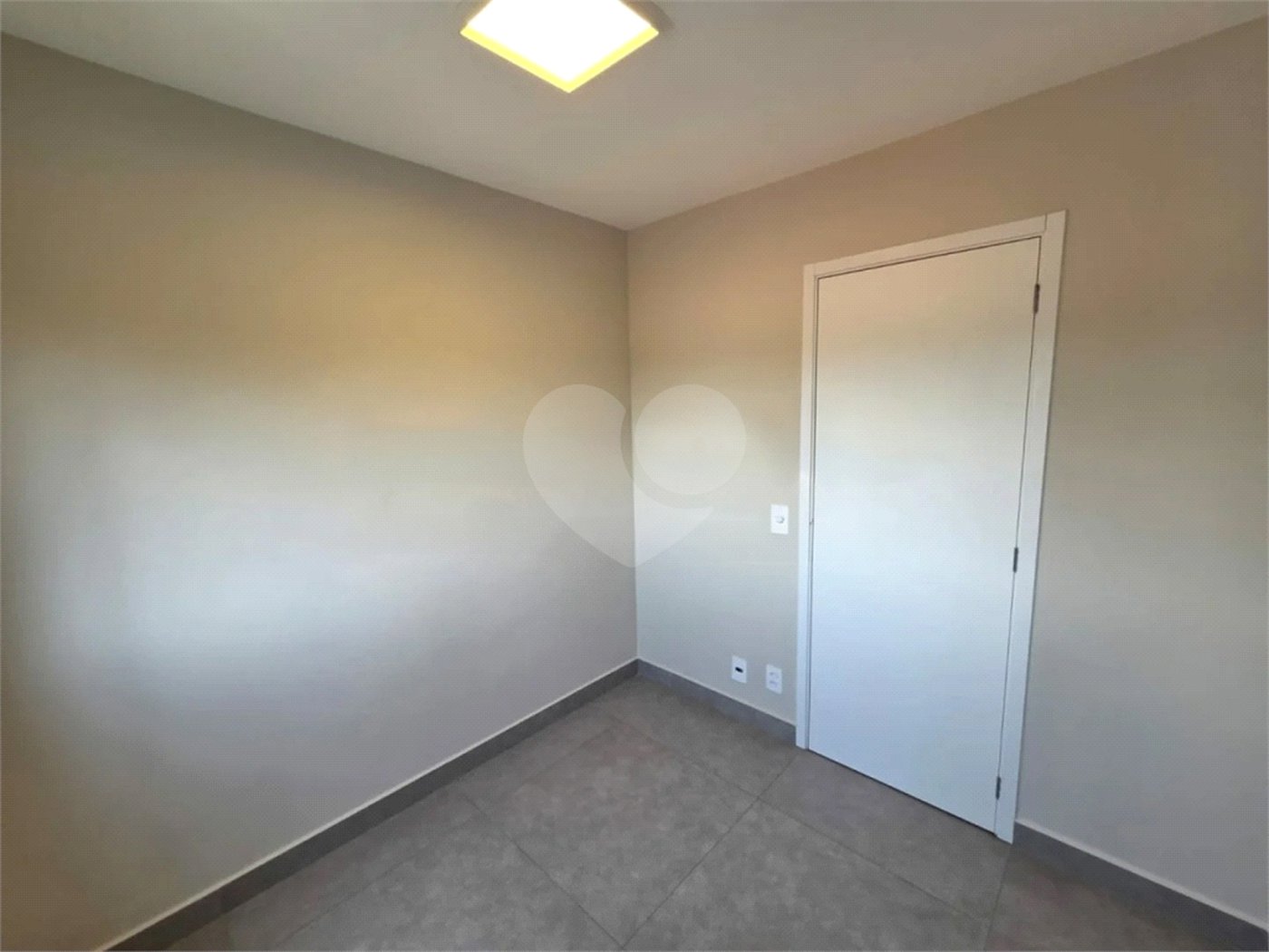 Apartamento à venda ou para alugar com 2 quartos, sendo 1 suíte,  em Planalto Paulista, São Paulo, SP