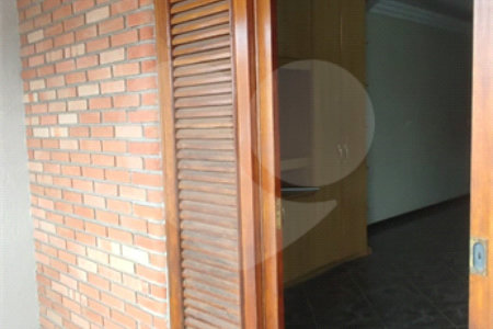Casa à venda com 3 quartos, sendo 2 suítes,  em Jardim Maria do Carmo, Sorocaba, SP