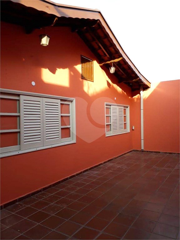 Casa à venda com 3 quartos em Santa Rosa, Vinhedo, SP